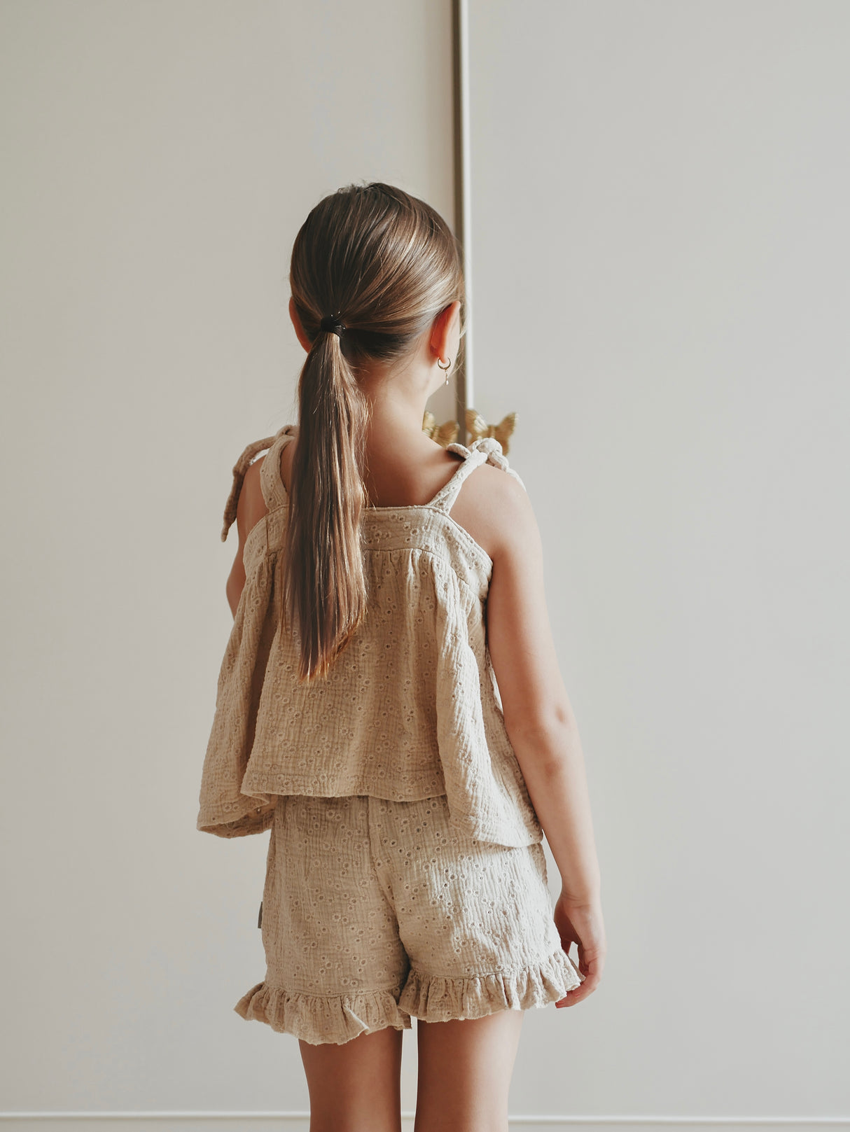 Short Embroidery - Sand